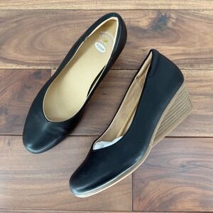 Dr. Scholl's Black and Tan Wedges